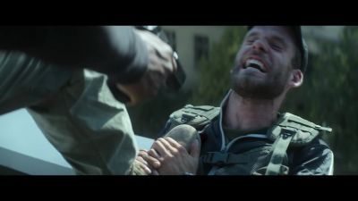 [yells and grunts] - Outside the Wire