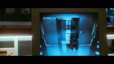 YO! HOLD THAT, PLEASE. THERE. THERE'S YOUR BRIEFCASE NOW, MR. ZERGA. WO-WONDERFUL. - Ocean's Eleven
