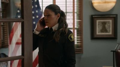 You've reached
Robert Sullivan. - Station 19