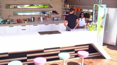 IAIN: After breaking
up with Zara, it's
all change for Scott. - Love Island