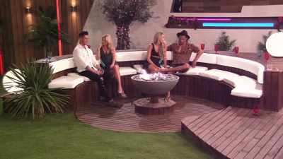 IAIN: In the red corner, - Love Island