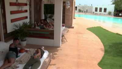 IAIN:
Now, they've made the Final, - Love Island