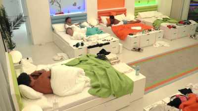 IAIN: Scott and Kady
have settled their
differences, - Love Island