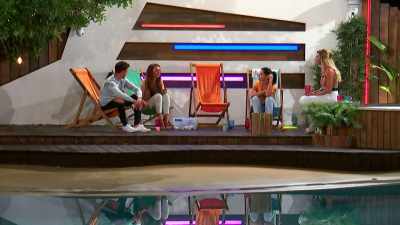 IAIN: She never persuaded
Nathan into bed earlier, - Love Island