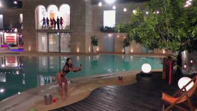 IAIN: She's a fire breather, - Love Island