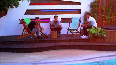 IAIN:
So Terry's cracked on to Emma - Love Island