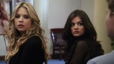 Ian? Wait... Melissa's Ian? Um... - Pretty Little Liars