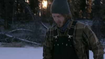 [ice cracking and shifting] - Life Below Zero: Next Generation