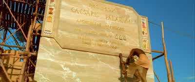 Ici s'élèvera bientôt le palais de César. - Asterix & Obelix: Mission Cleopatra
