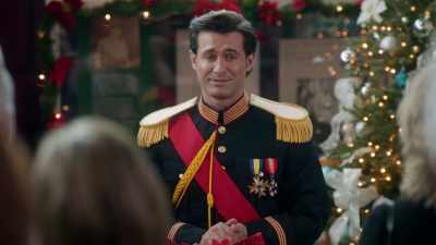 I'd also like to thank the staff - A Royal Christmas Holiday