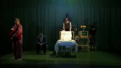 I'd encourage everybody
just to take a breath. - National Theatre Live: Nye