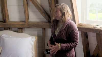 -- I'd feel a bit like,
"Eh, I'm not sure. I don't know." - Extraordinary Escapes with Sandi Toksvig