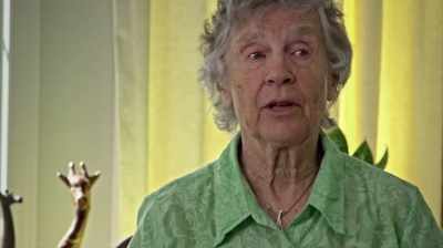 I'd had, I don't know, maybe 15
or 20 published papers by then, - The Woman Who Loves Giraffes