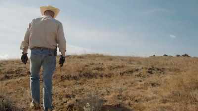 I'D JUST LOVE TO FIND A GUY --
ANOTHER T. REX. - Dino Hunters