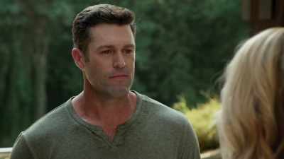 - I'd leave him behind, - Beauty and the Billionaire: Bali