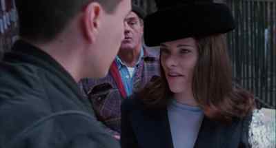 - I'd like my free pita. - Party Girl