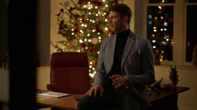 I'd like to get the copyright
process started, - Six Degrees of Santa