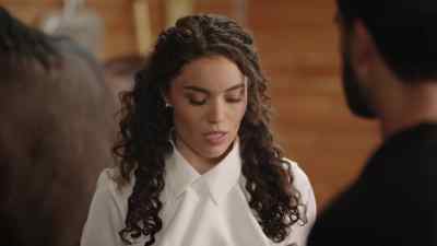 I'd like it if you'd come. - Unwrapping Christmas: Mia's Prince