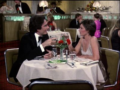 I'd like to propose a toast. - The Love Boat