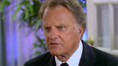 I'd never seen such a large crowd
attending a religious meeting, - Billy Graham: An Extraordinary Journey