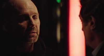 - I'd rather keep this to ourselves.
- Say no more. Come here. - Jawbone
