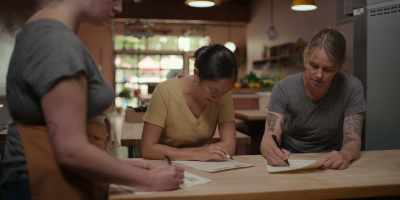 I'd read in that book that pizza dough
and bread dough were the same. - Chef's Table: Pizza