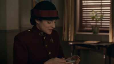 - I'd say you do. - Frankie Drake Mysteries