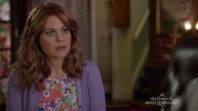 I'd taken my supper
back to my apartment - The Julius House: An Aurora Teagarden Mystery