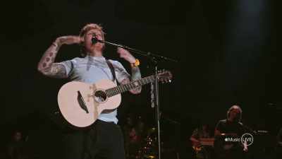 Iedereen is er voor jou - Apple Music Live: Ed Sheeran
