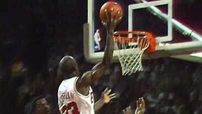 ¡Espectacular jugada
de Michael Jordan! - We Beat the Dream Team