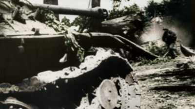 If a Tiger tank breaks down, - Greatest Events of World War II in Colour