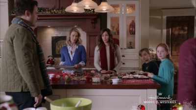 If you amazing people
would like to help me with that, - A Bramble House Christmas