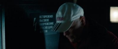If anybody sees that hole, we're dead. - RED 2