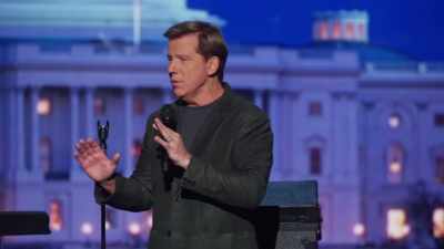 If anything is said tonight
tonight that offends you, - Jeff Dunham: Me The People