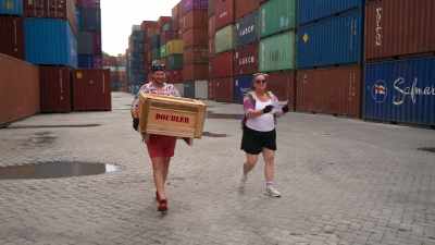 "If this box is placed inside a truck, - The Mole