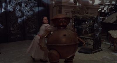 If his brain's ran down - Return to Oz