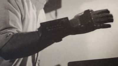 If you calibrated it correctly.
So people started hacking. - The Power of Glove