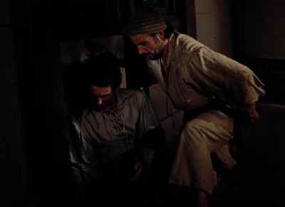 If we can delay the sailing by an hour,
we'll have them. - Captain from Castile