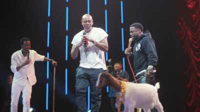 If Chris didn't have on
fucking white boots-- - Kevin Hart & Chris Rock: Headliners Only