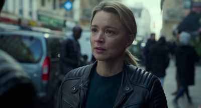 - If he comes back, can you call me?
- Yes. - Revoir Paris