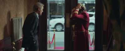 If you could just
stand out there, you know, - The Kindness of Strangers
