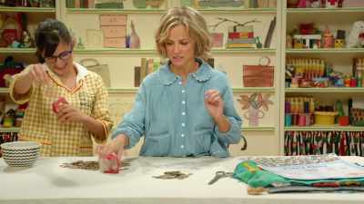 If you could not make that noise
while I'm talking, - At Home with Amy Sedaris
