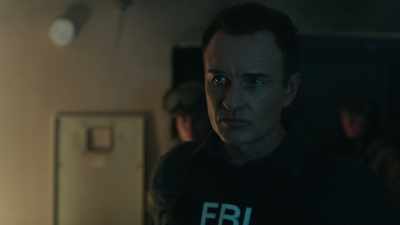 If you die in that jersey,
you'll be a hero - FBI: Most Wanted