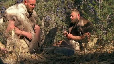 If this doesn't
get that mouse, - Naked and Afraid