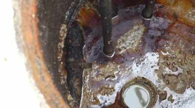 If we don't clear the clog
and get this flowing again, - Sewer Divers
