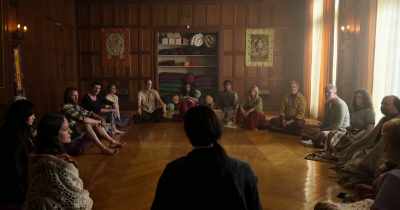 If you don't feel the impulse to speak,
please do not. - Little America