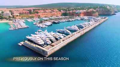 - If you don't mind...
- Lady, don't touch me. - Below Deck Mediterranean