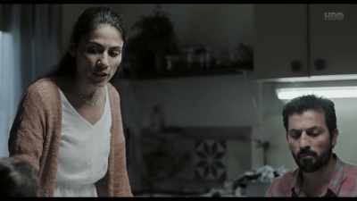 If your father doesn't leave,
I'm taking my daughter and we're leaving! - Zagros