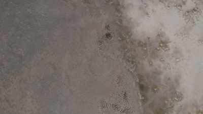 If you focus your eye on it,
the whole ground - The Plains