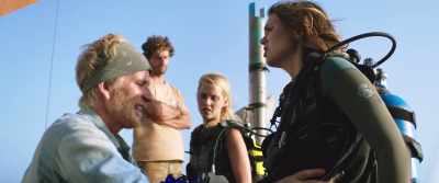If you get any pain in your ears,
you just need to equalize. - 47 Meters Down